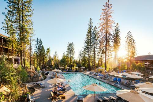 Rush Creek Lodge At Yosemite