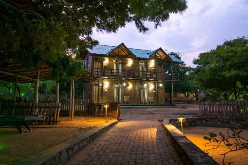 Hotel Yala Caravan Village