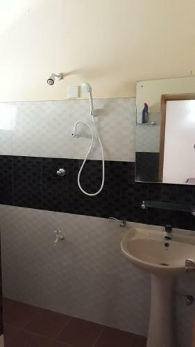 Hotel Yala Caravan Village
