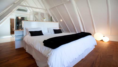Bed & Breakfast All�e Bleue Wine Estate