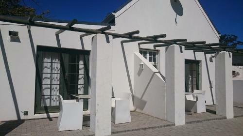 Bed & Breakfast All�e Bleue Wine Estate