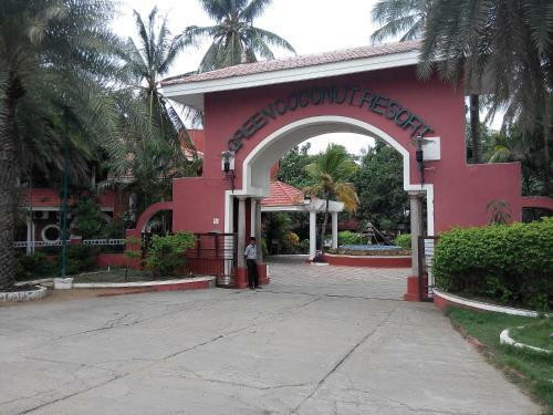 Hotel Green Coconut Resort