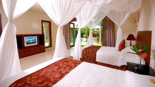 Grand Avenue Bali