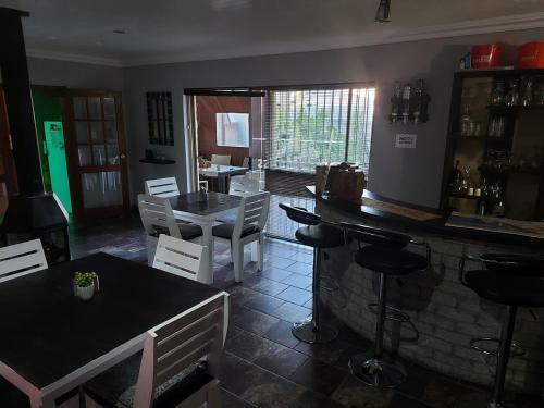 Hostal Villa Mariss Guesthouse