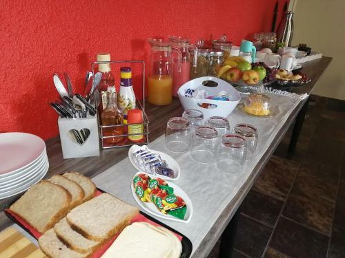 Hostal Villa Mariss Guesthouse