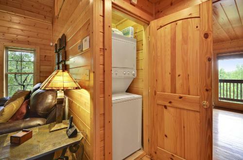 Windsor Way Cabin 620