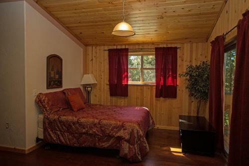Hotel Diamondstone Guest Lodges