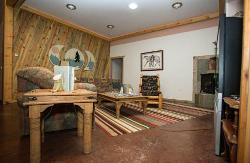 Hotel Diamondstone Guest Lodges