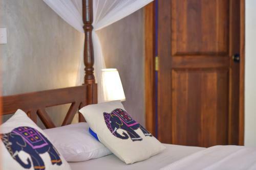 Hotel De Silva Palm Resort