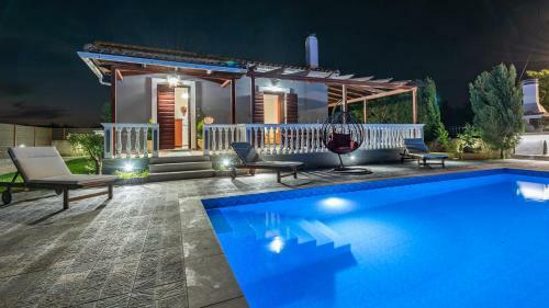 Pothos Villas