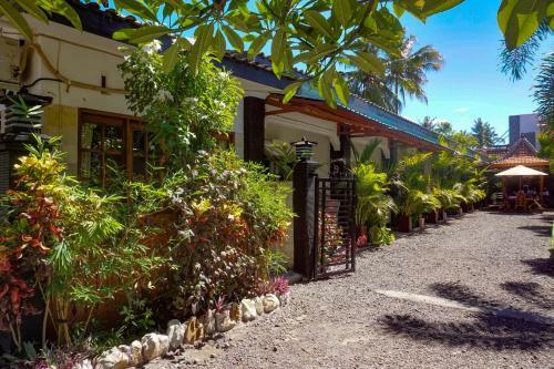Posada Wisma Pulau Merah