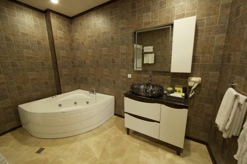 Hotel Marxal Resort & Spa