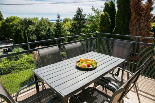 Bed & Breakfast Balkon Apartmanh�z Panzi�