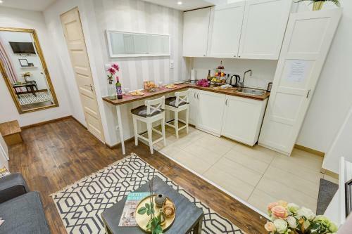 D.five Lovely Apartment At Basilica