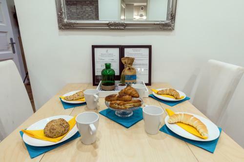 D.five Beautiful Apartment At Basilica