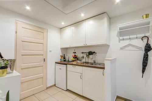 D.five Beautiful Apartment At Basilica