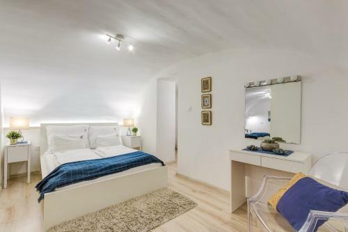 D.five Beautiful Apartment At Basilica