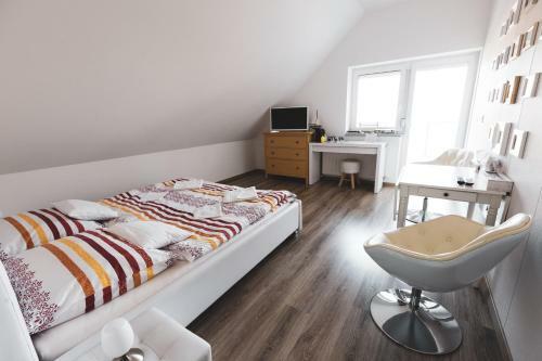 Hilltop Apartments