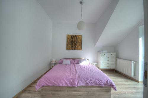 Hilltop Apartments