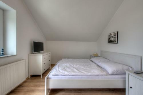 Hilltop Apartments
