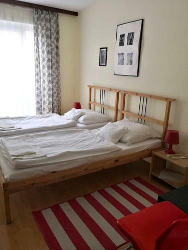 Hotel Oroszl�n Szigetv�r