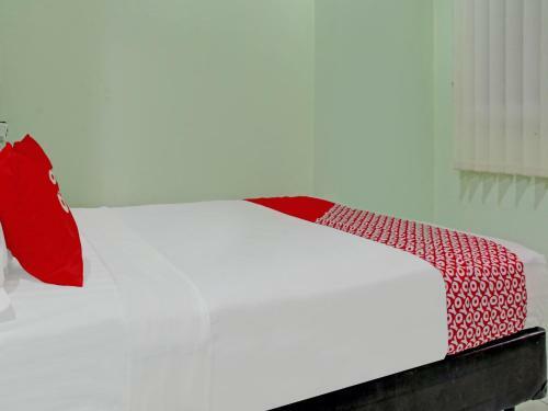 Hotel Oyo 90357 Shafwah Guesthouse Syariah