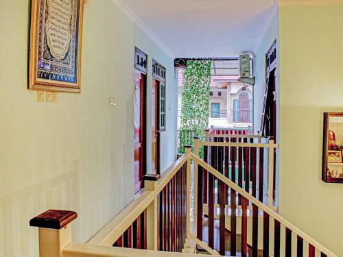 Hotel Oyo 90357 Shafwah Guesthouse Syariah