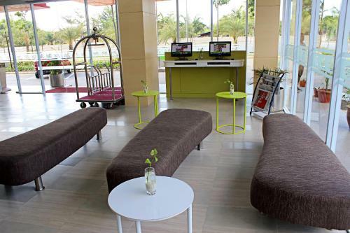 Zest Hotel Harbour Bay Batam