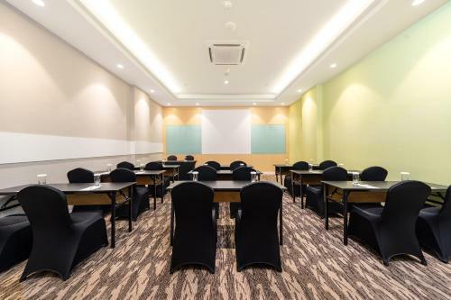 Zest Hotel Harbour Bay Batam