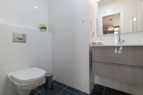 Apartamento Enjoy Views Of Jerusalem From Chic Flat