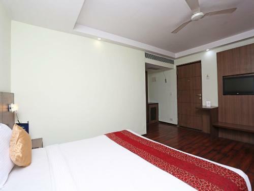 Capital O 9580 Hotel Garnet Inn