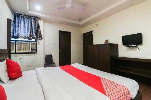 Oyo 10745 Hotel Tuli's