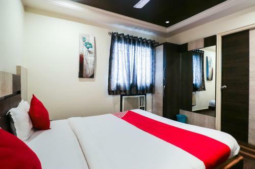 Oyo 10745 Hotel Tuli's