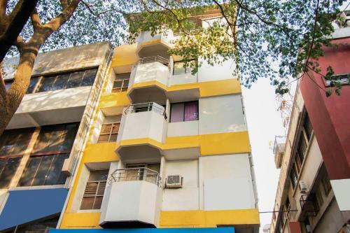 Hotel Radhika Deluxe