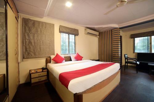Oyo 15211 Hotel Midas