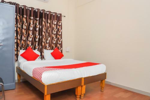 Oyo 15847 Hotel Mathura Lodging