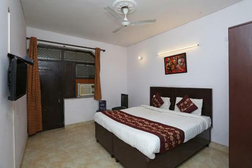 Hotel Oyo 9534 Brijwashi Residency