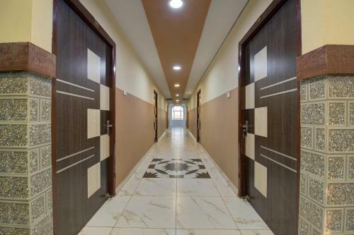 Oyo 9658 Hotel Madhuram