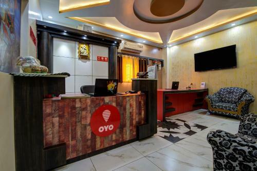 Oyo 9658 Hotel Madhuram