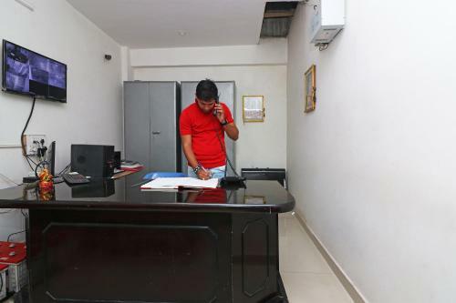 Oyo 23504 Hotel Panther