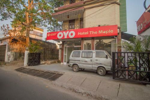 Hotel Oyo 12327 The Mapple