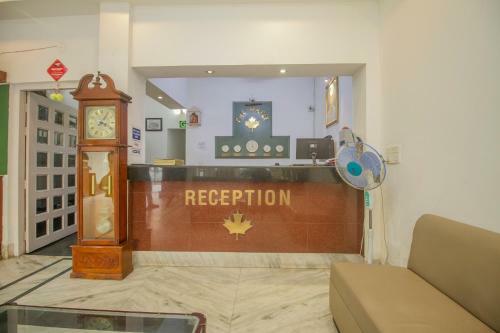 Hotel Oyo 12327 The Mapple