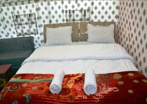 Bed & Breakfast Tih Attic Camp Pangong