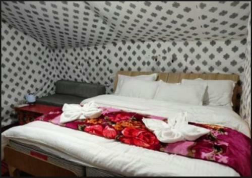 Bed & Breakfast Tih Attic Camp Pangong