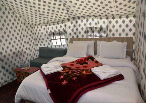 Bed & Breakfast Tih Attic Camp Pangong