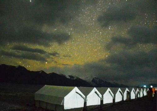 Bed & Breakfast Tih Attic Camp Pangong