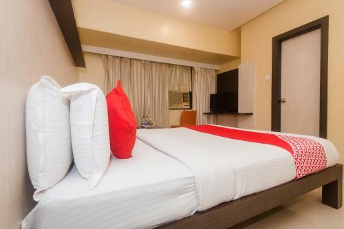 Oyo 22007 Hotel Kuber Hospitality