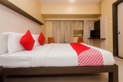 Oyo 22007 Hotel Kuber Hospitality
