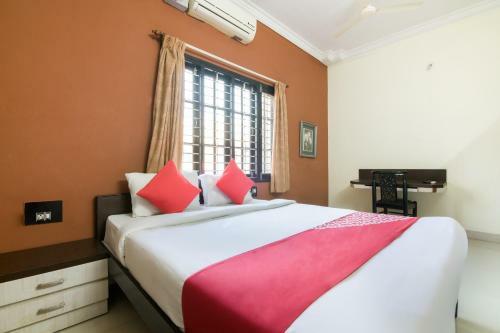 Hotel Oyo 12737 Jk Residency