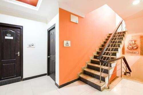 Hotel Oyo 12737 Jk Residency